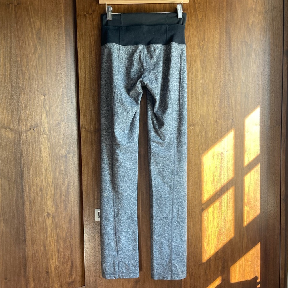 LuLuLemon sweat pants size 6